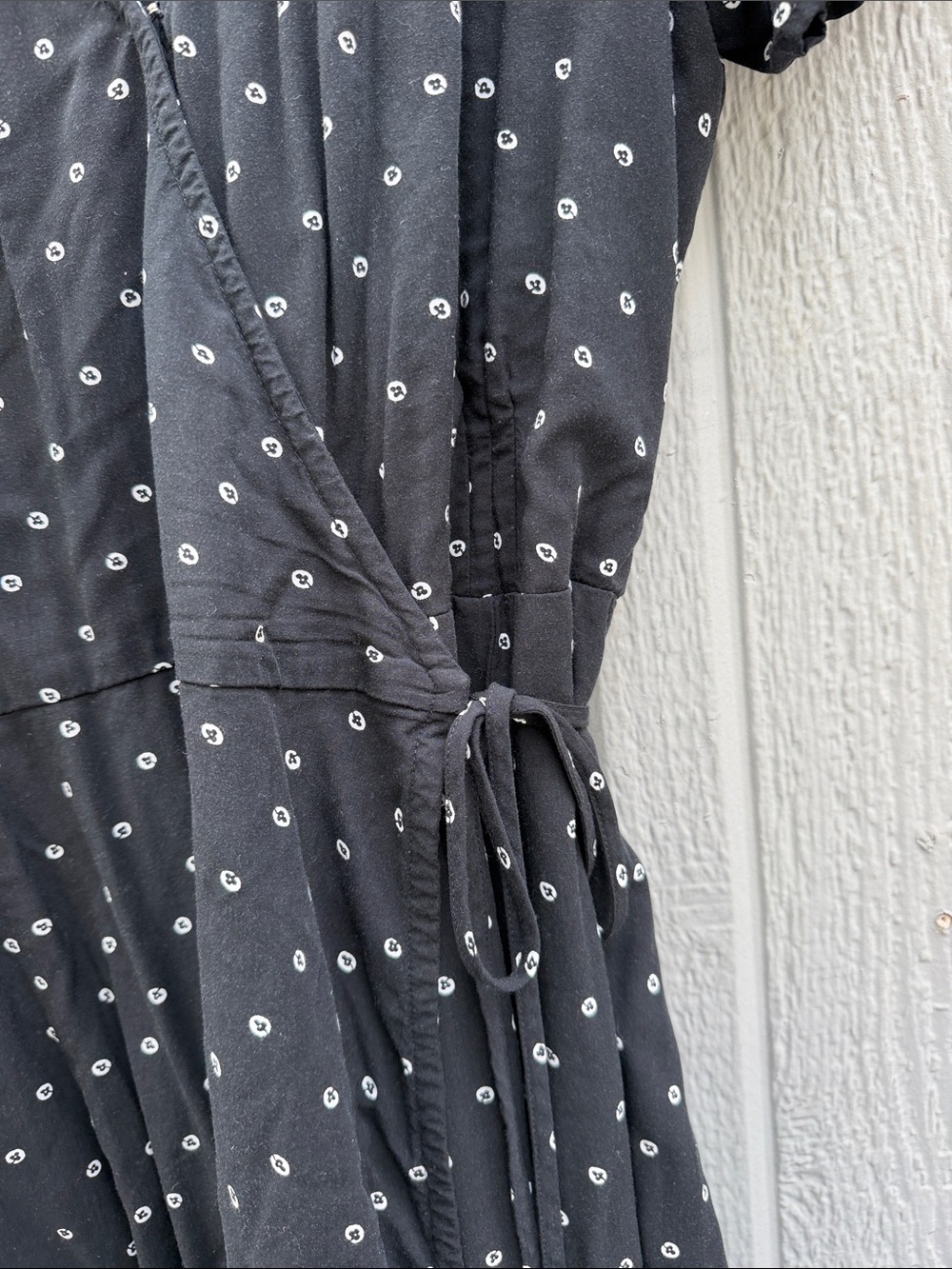 Abercrombie and Fitch Women’s Black Polka Dot Wrap Dress Size: XL - Picture 5 of 9
